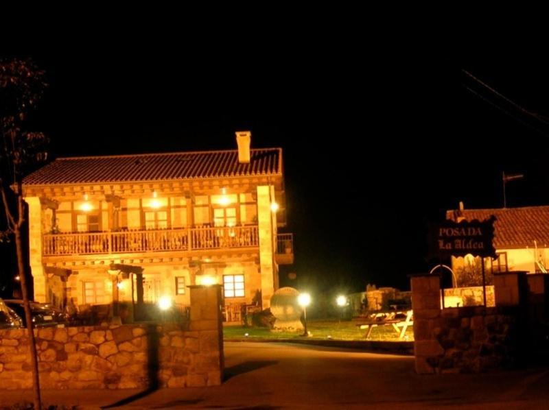 Posada La Aldea Ореня Екстериор снимка
